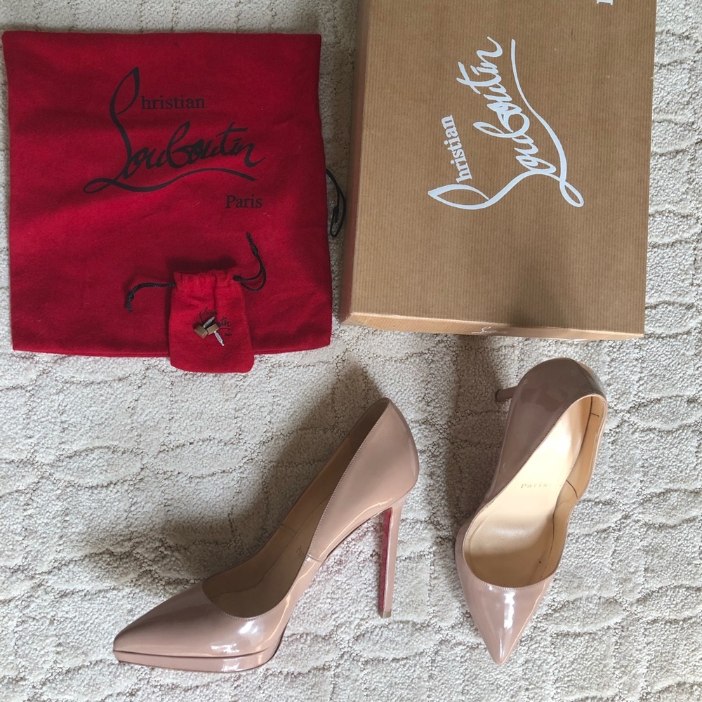 Christian Louboutin Nude Pigalle Pumps